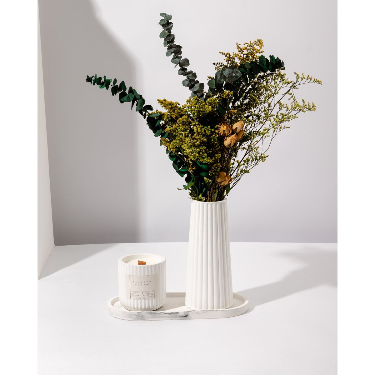 DECORACIONES ALE Y GABI - Centro De Mesa  Jarron Plato , flores y Vela Decorativa