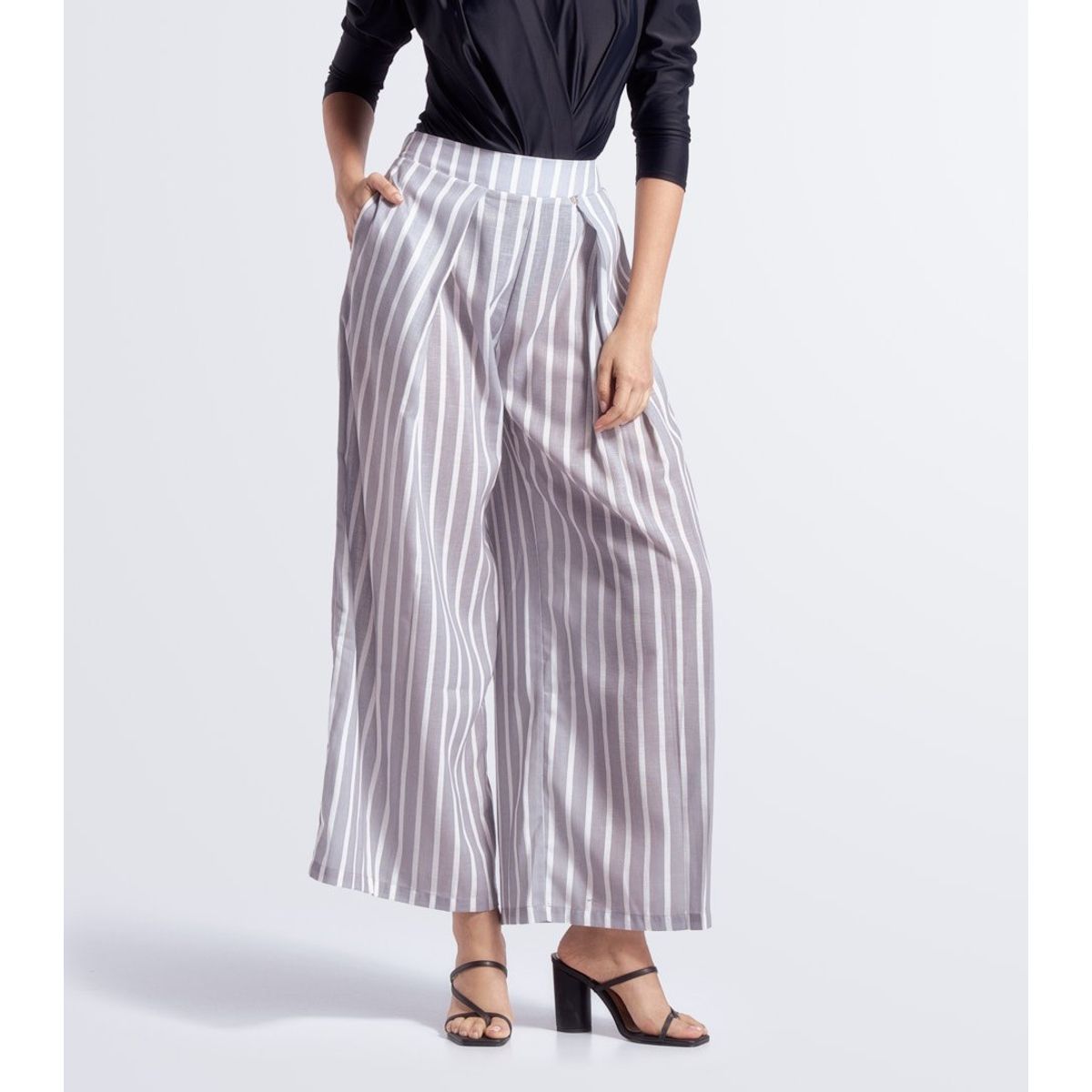 DEREK - Pantalon Para Mujer Bell Derek.-