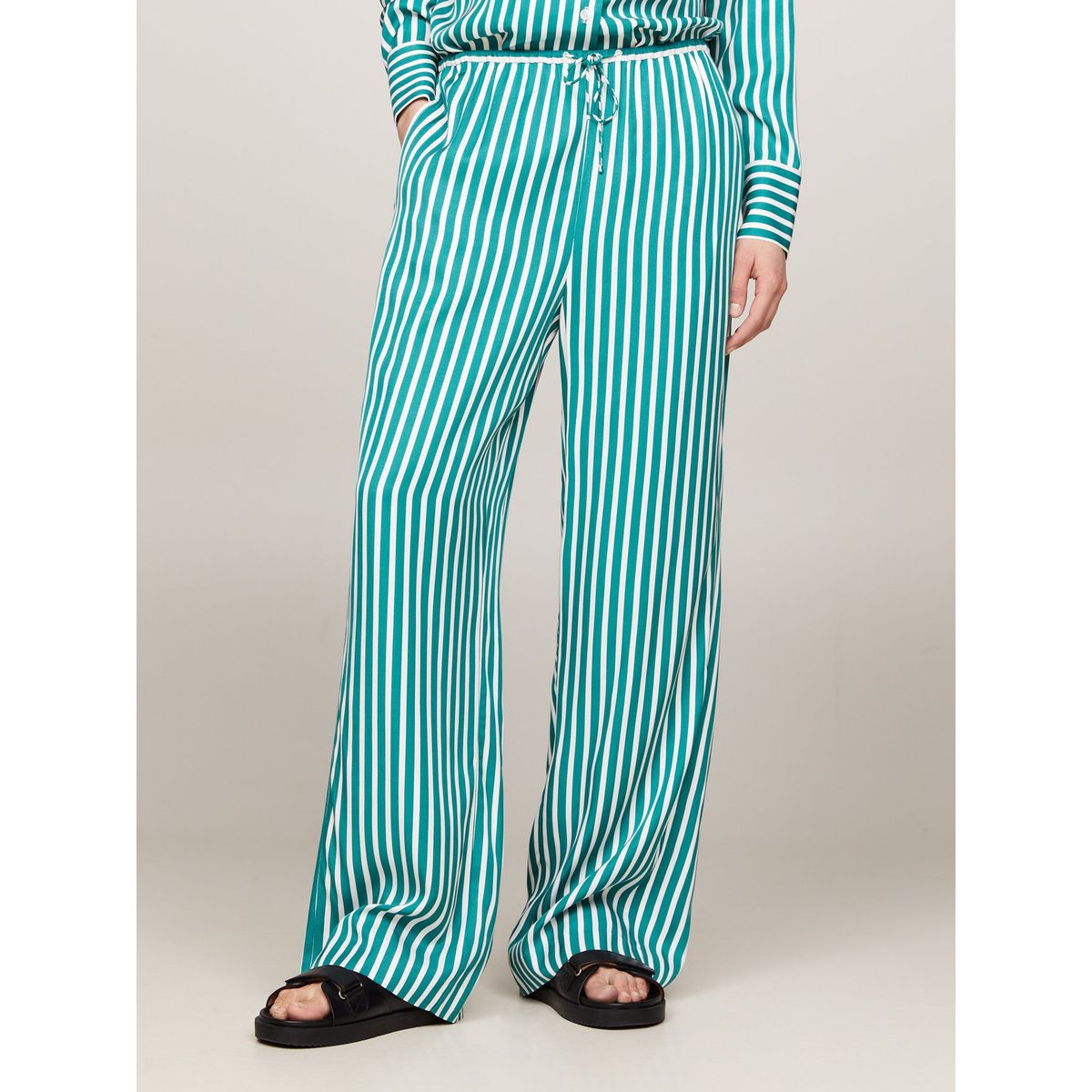 TOMMY HILFIGER - Pantalón verde amplio de rayas con cordón Tommy Hilfiger