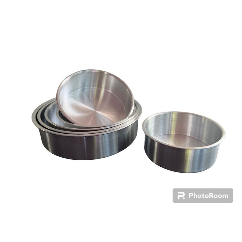 GENERICO - JUEGO DE MOLDES PARA TORTA X6 EN ALUMINIO