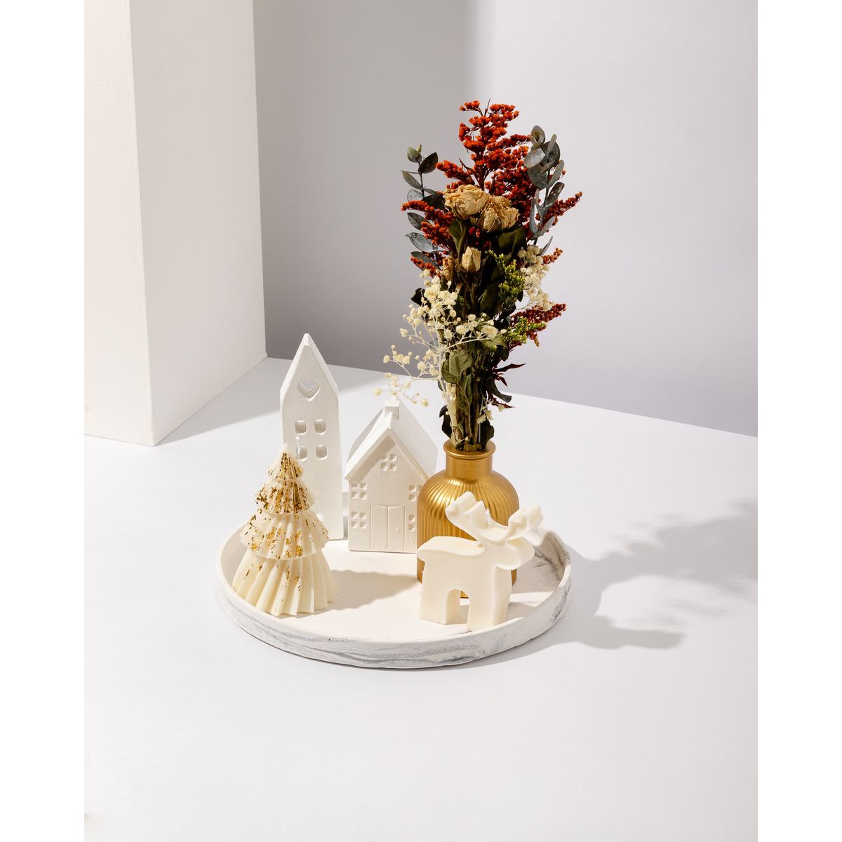 DECORACIONES ALE Y GABI - Centro de mesa navideño adornos velas y jarron