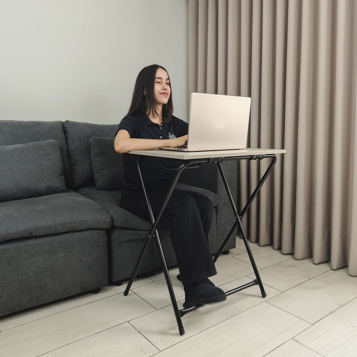 INDUHOGAR - Mesa plegable auxiliar triple altura escritorio resistente color gris