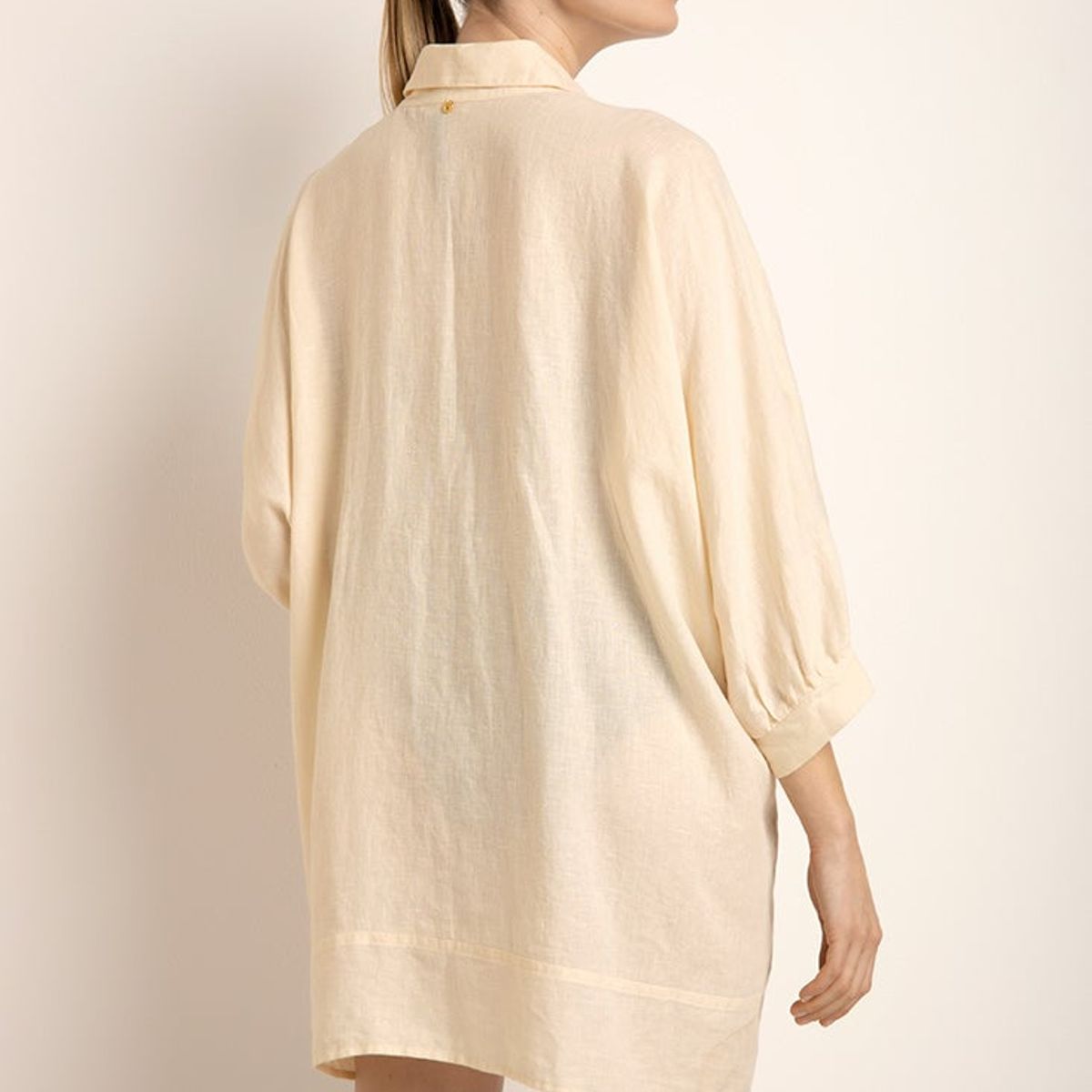 TOUCHE BALNEAIRE - Cover up corto abierto con cuello tiras ajustables