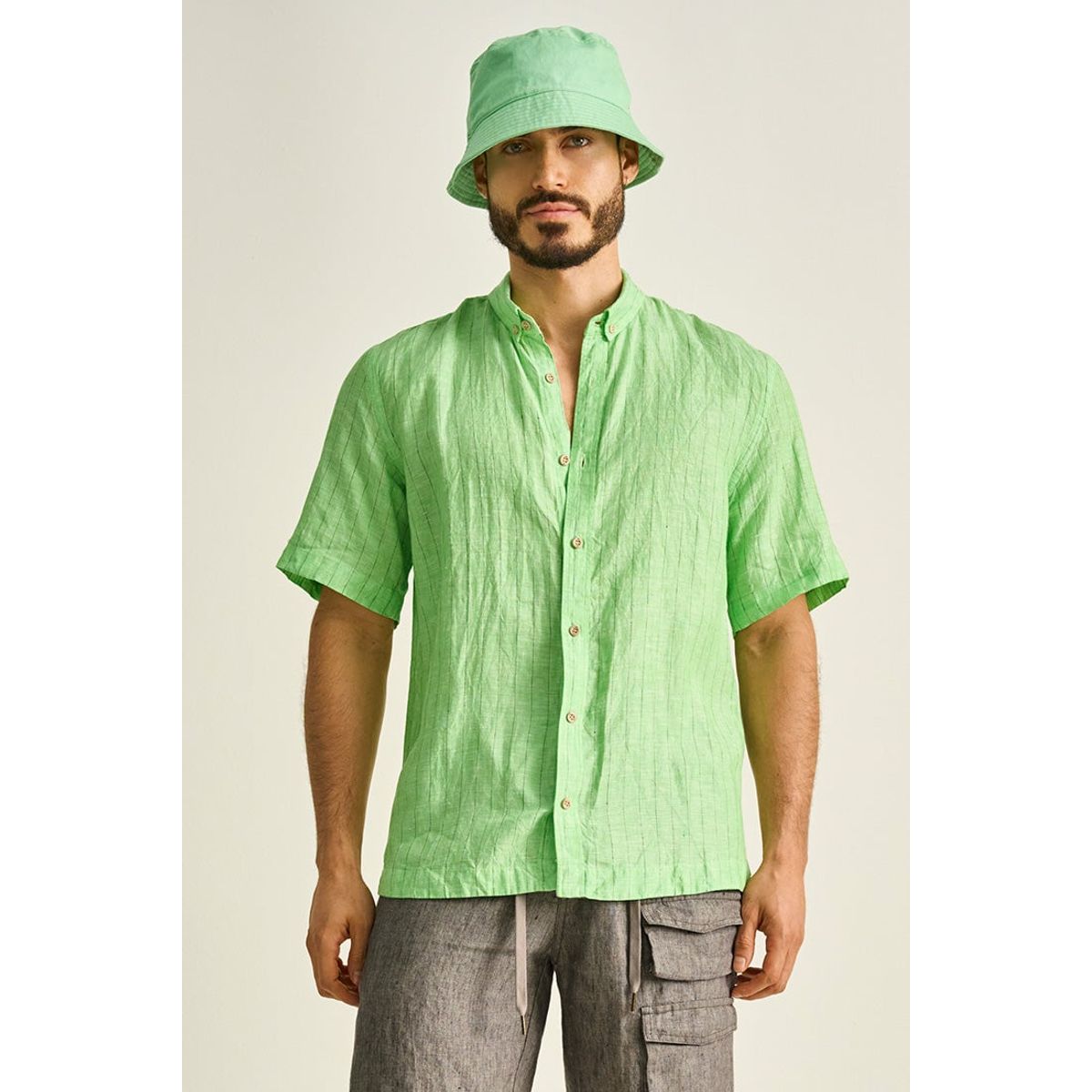 ILOT - CAMISA EN LINO MANGA CORTA SILUETA CLÁSICA SH82041S PARA HOMBRE