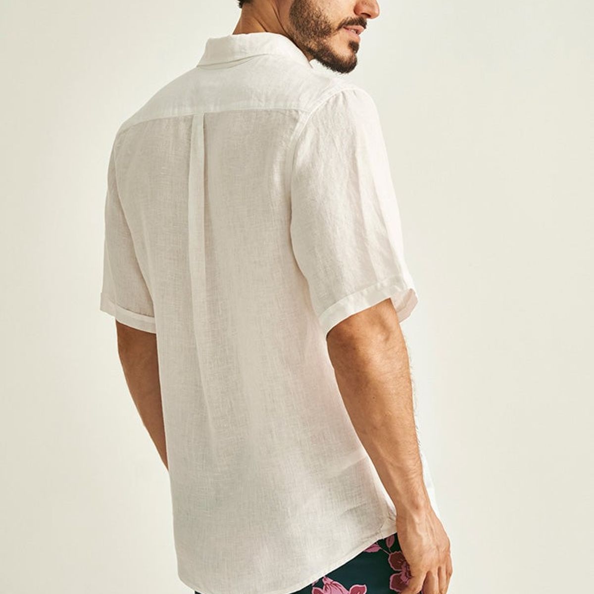 ILOT - CAMISA EN LINO MANGA CORTA SILUETA CLÁSICA SH86041S PARA HOMBRE