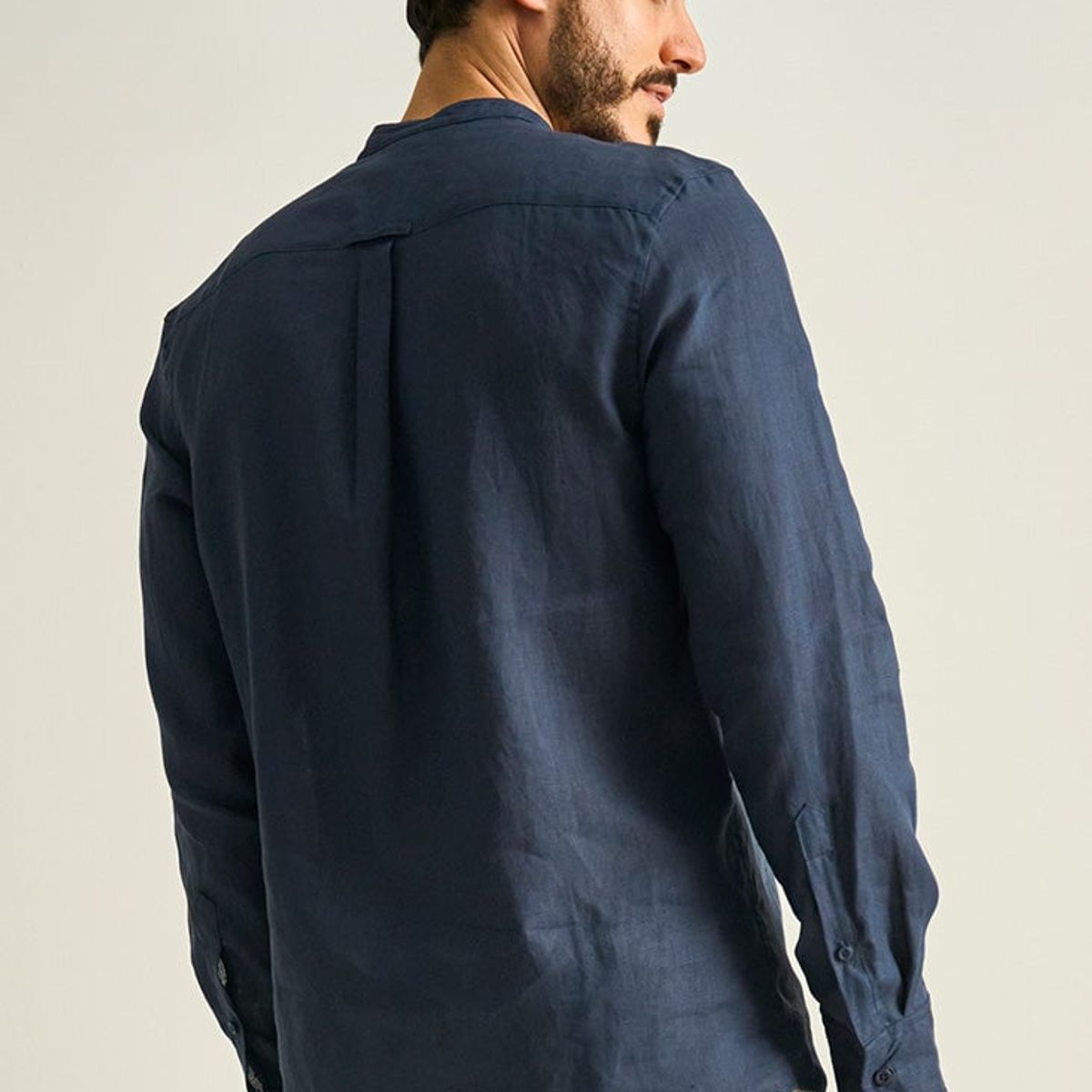 ILOT - CAMISA MANGA LARGA SILUETA CLÁSICA CUELLO NERÚ SH83041S PARA HOMBRE