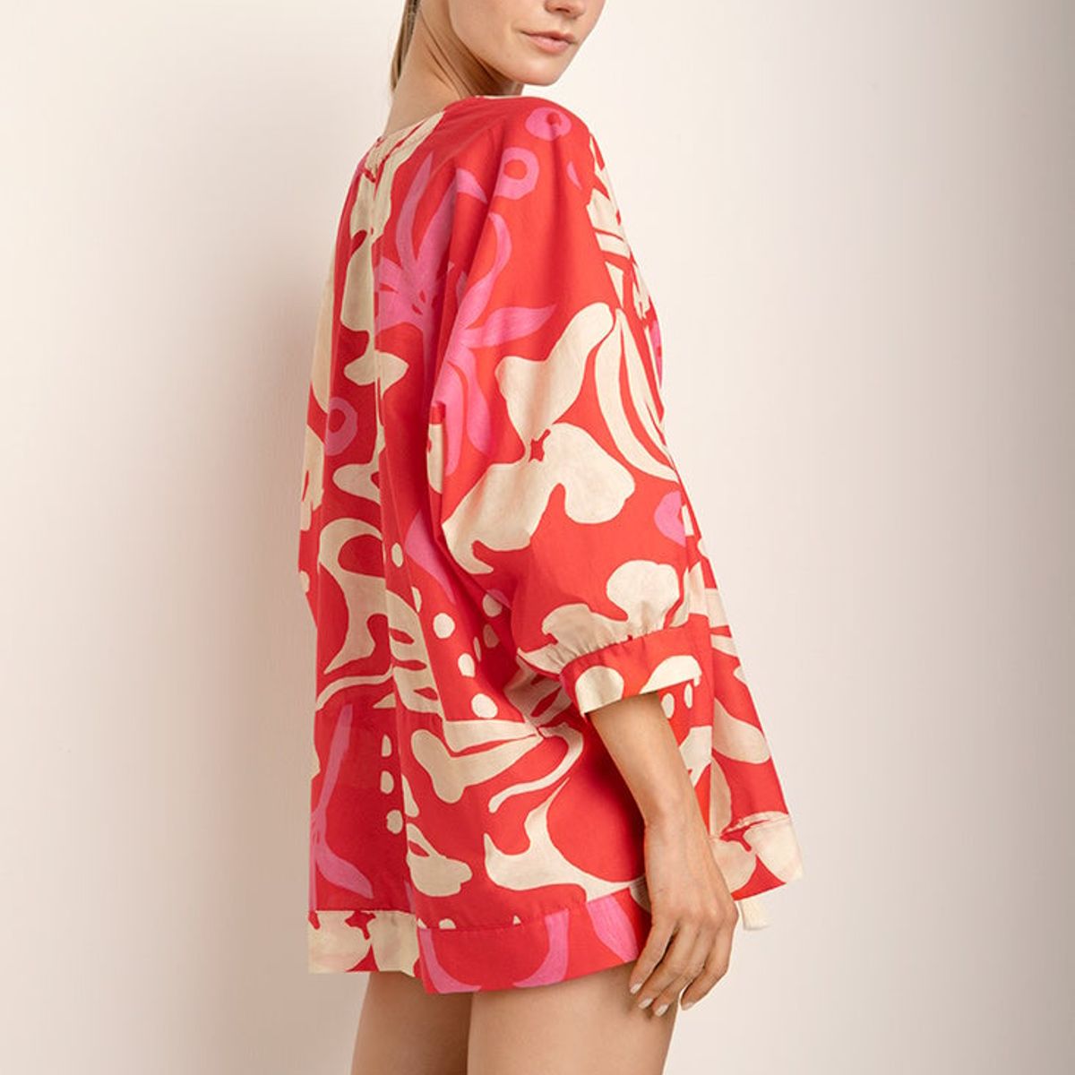 TOUCHE BALNEAIRE - Cover up corto abierto con cordón de borlas