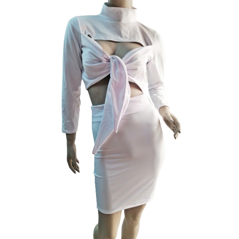 VIA7 - Conjunto o set de blusa cuello alto amarre busto y falda ajustada
