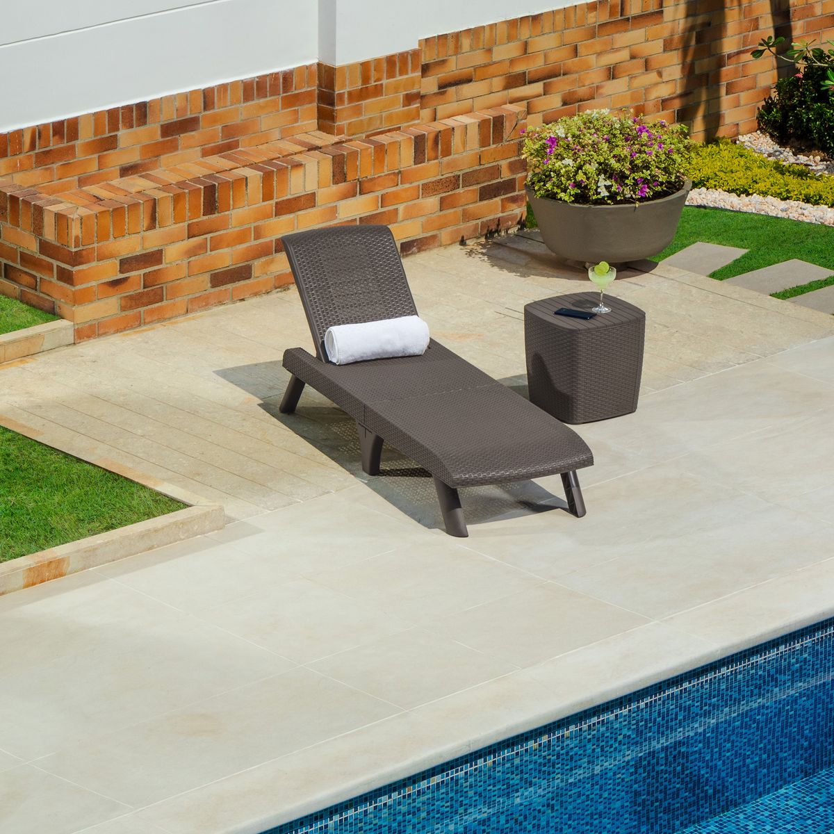 PLASTICOS MQ - Silla Cama Asoleadora Para Exterior Tipo Ratan Marca Mq