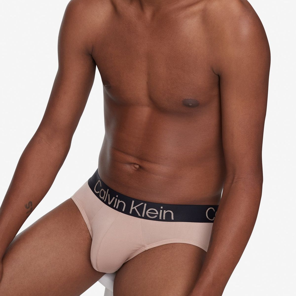 CALVIN KLEIN - Calzoncillo Hip Brief - Flex Naturals Para Hombre Calvin Klein