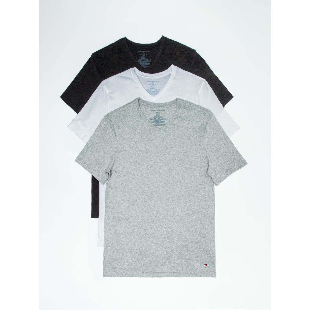 TOMMY HILFIGER - Pack 3 Camisetas negra Cuello en V con logo Tommy Hilfiger