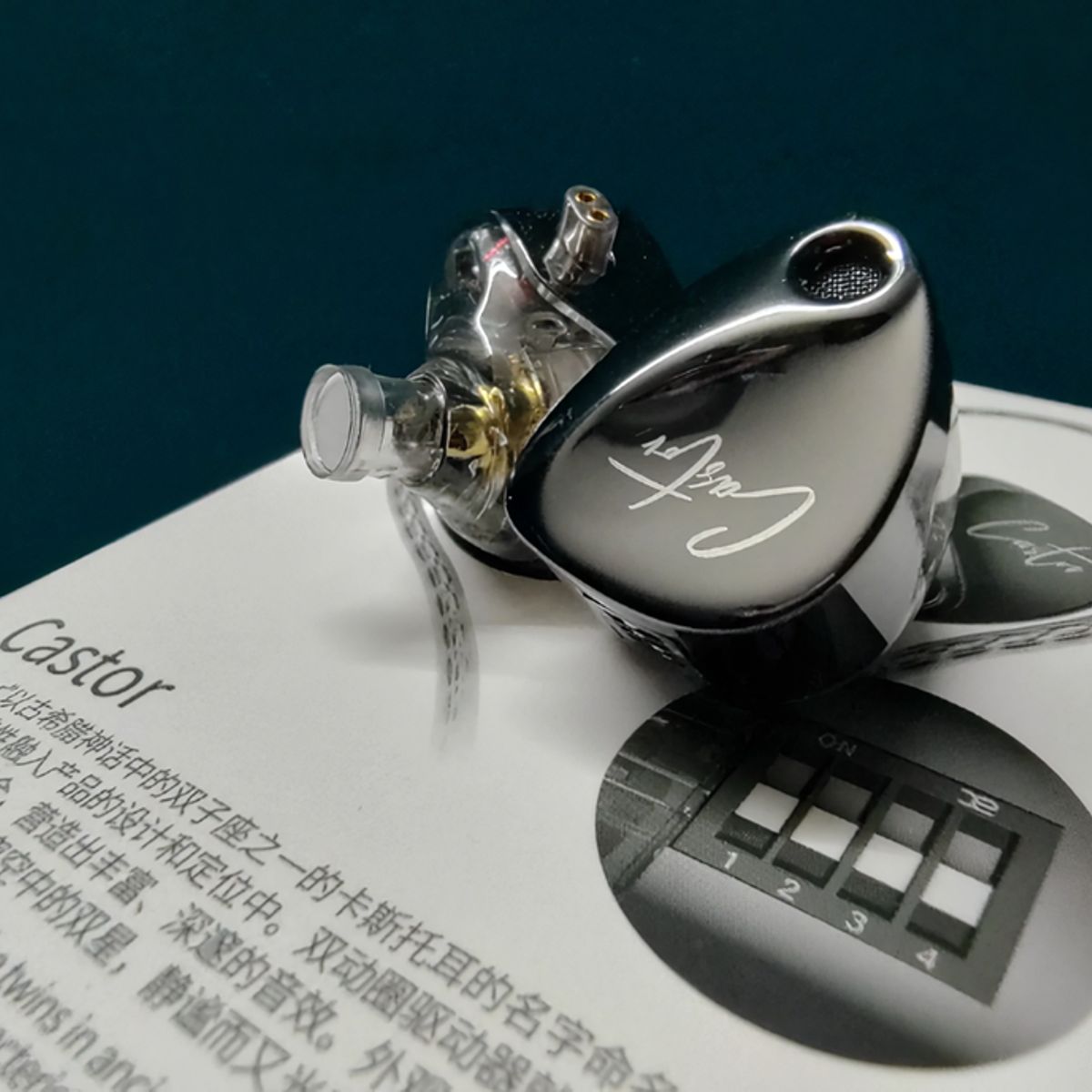 KZ - KZ CASTOR BASS Audífonos versión TUNING con micrófono