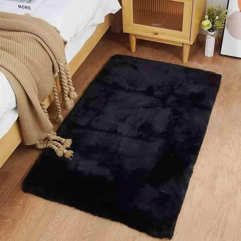 MITAPETE COM - Tapete Alfombra Pie De Cama  Piel Sintetica Conejo  50 X 80 cms Negro