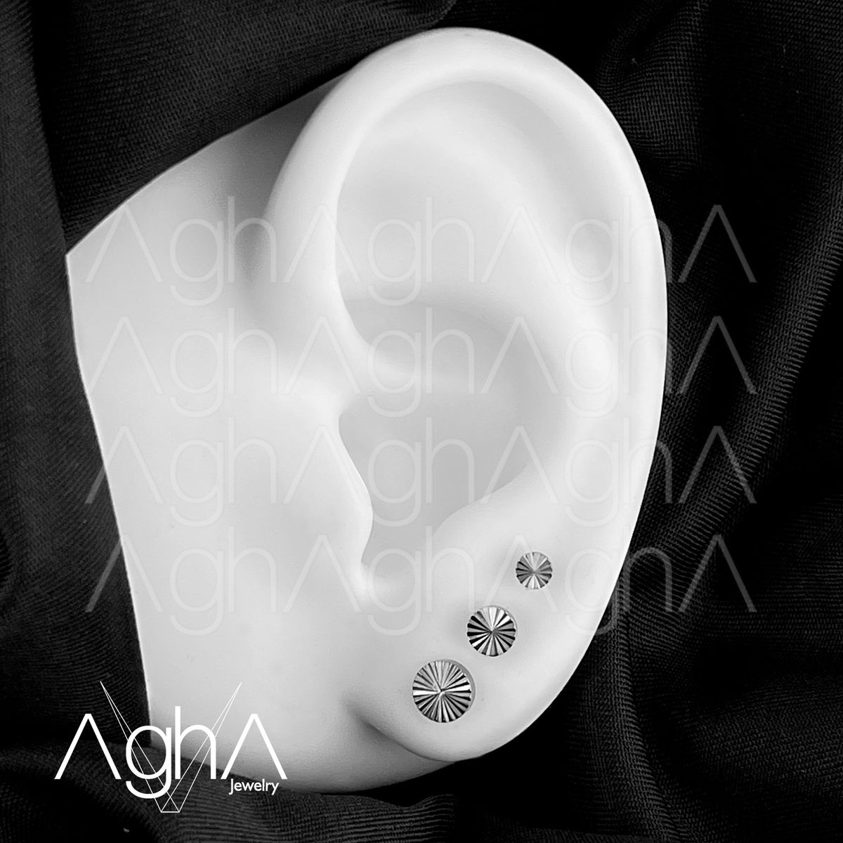 AGHA JEWELRY - Titanio Aretes piercing Circulo rayado para lóbulo
