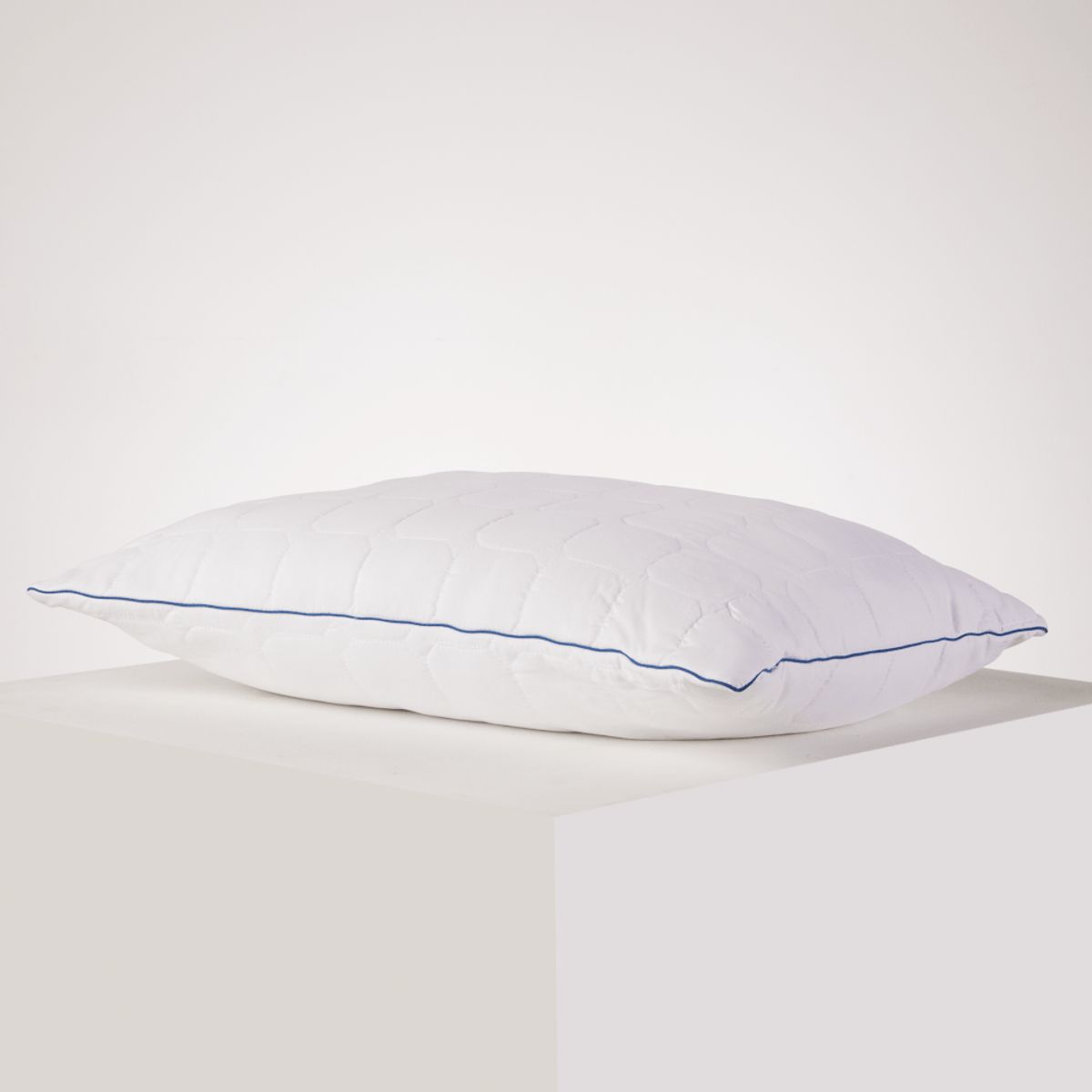 DISTRIHOGAR - Almohada Acolchada Soporte Medio/Firme Poliéster 45 X 65 Cm