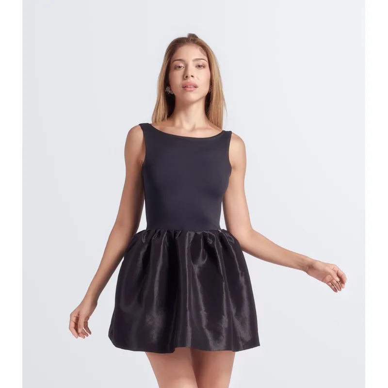 DEREK - Vestido Para Mujer Corto Derek.-