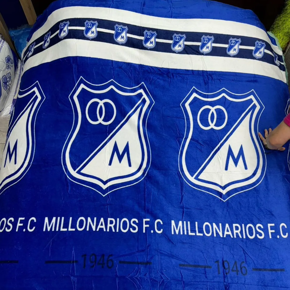GENERICO - Cobijas de Equipos  ( Millonarios)
