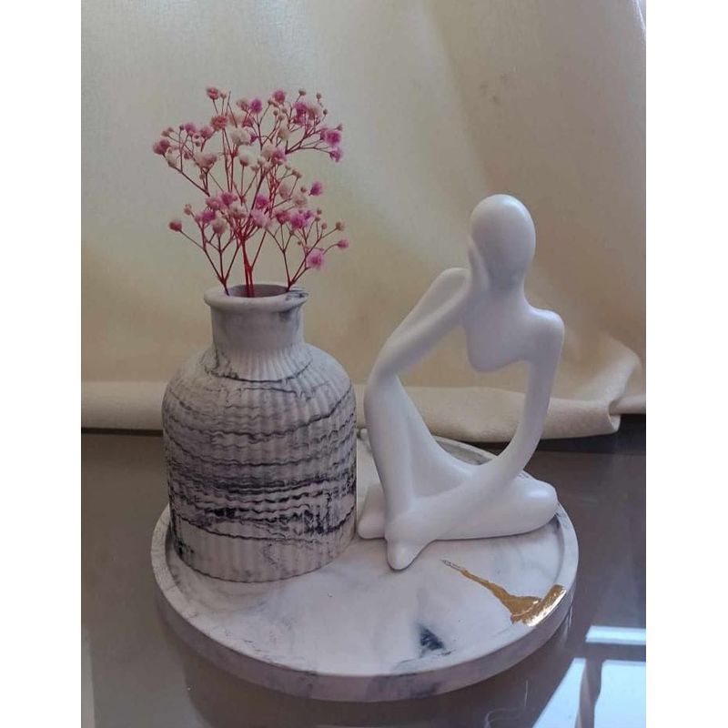GENERICO - Florero y Escultura Pensante con textura Marmolizada