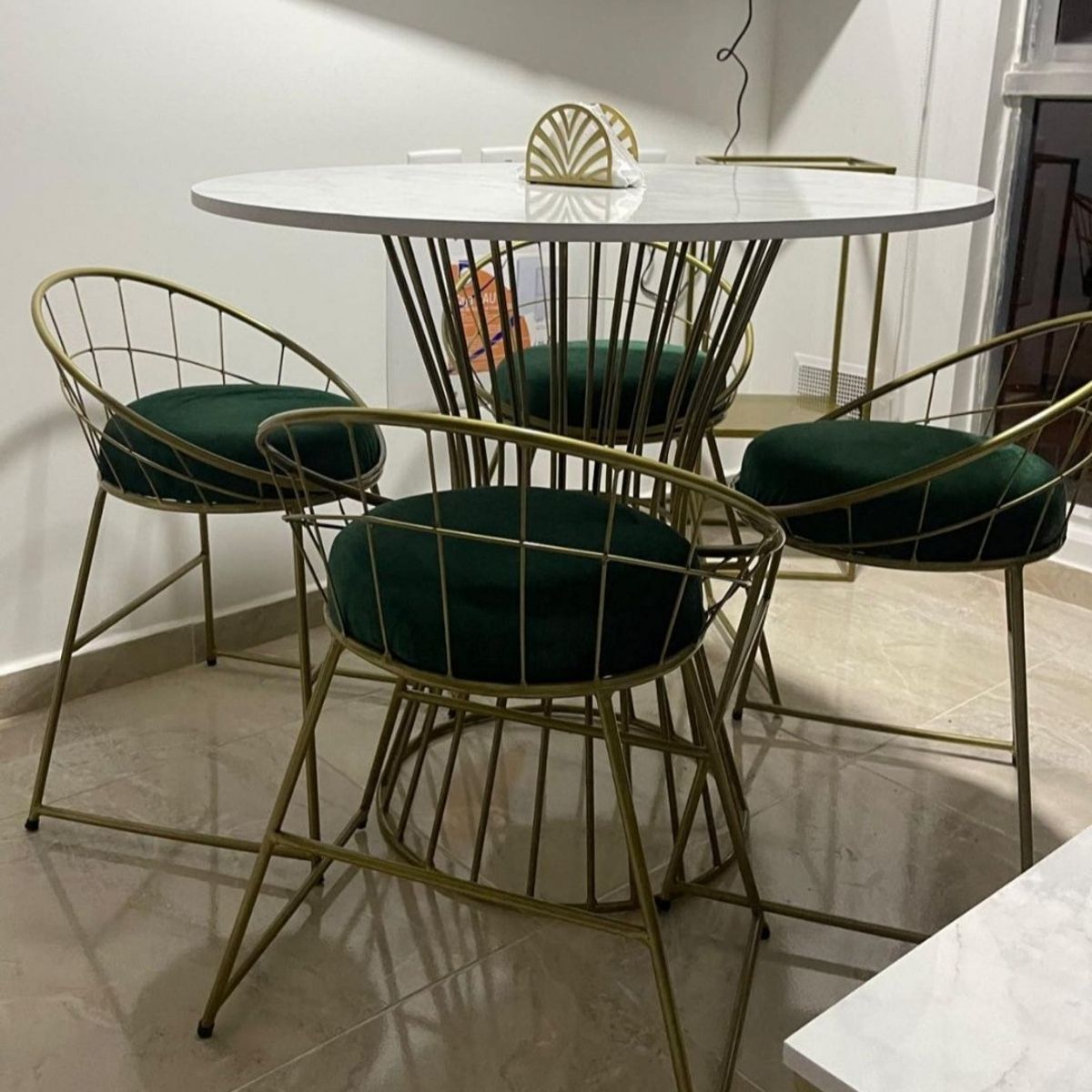 GENERICO - Juego de Comedor Coral -  4 puestos