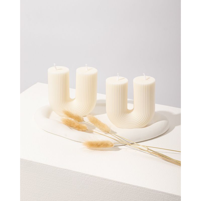 DECORACIONES ALE Y GABI - Juego de 2 Velas Aromaticas Lu 12x12 cms Y Base en concreto