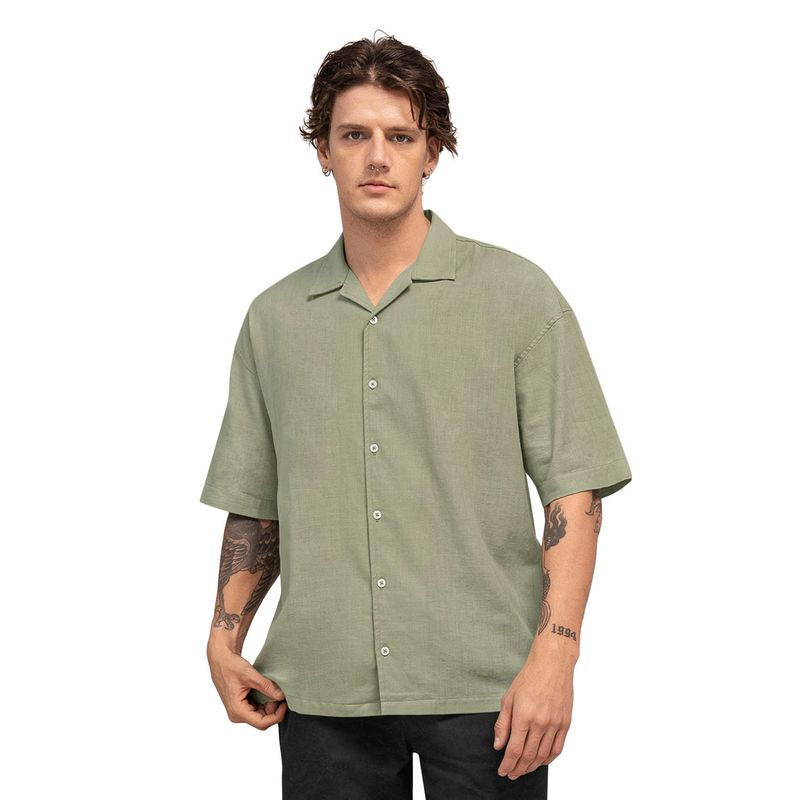 LEO - Leo Camisa manga corta con botones en frente de silueta oversized