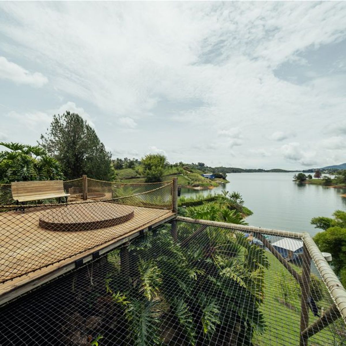 GENERICO - Malla Catamarán o Descanso 100% Nylon para Cama Flotante