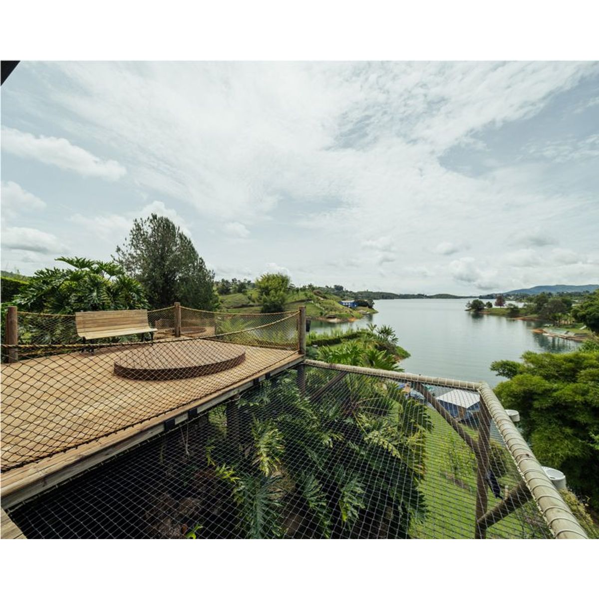 GENERICO - Malla Catamarán o Descanso 100% Nylon para Cama Flotante