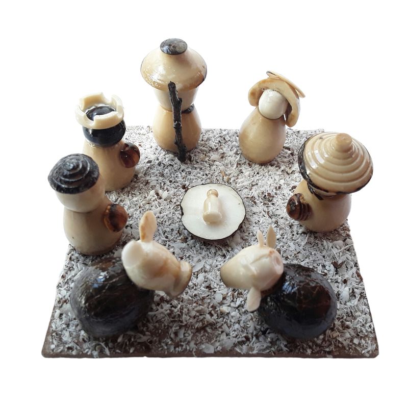GENERICO - PESEBRE MINIATURA DE 8 PIEZAS DE 4 CMS DE ALTO