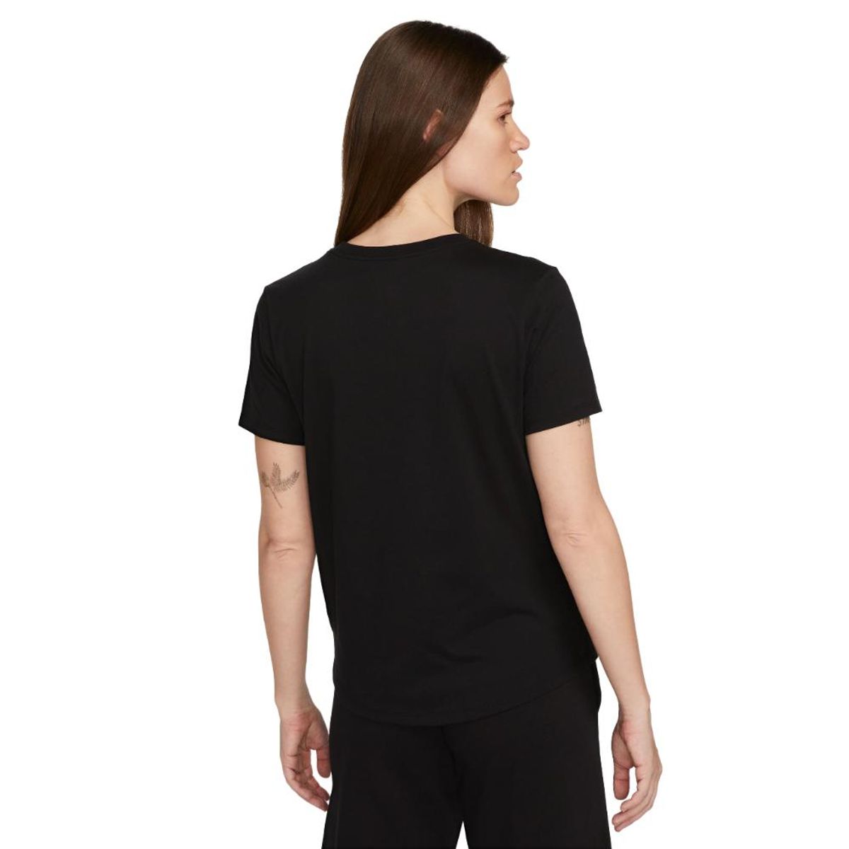 NIKE - Camiseta Nike Sportswear Essentials Mujer-Negro