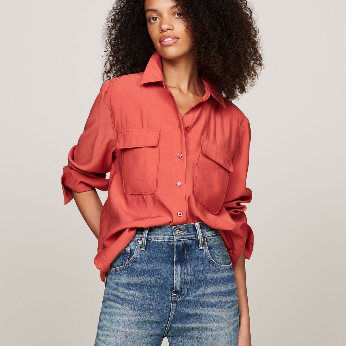 TOMMY HILFIGER - Camisa roja de corte amplio con bolsillos Tommy Hilfiger