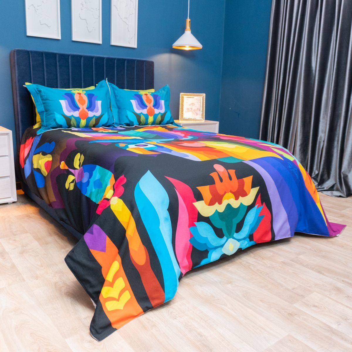 AMARE HOME - Duvet Cover Flora Carnaval- Colección Ledania 3 Piezas King.