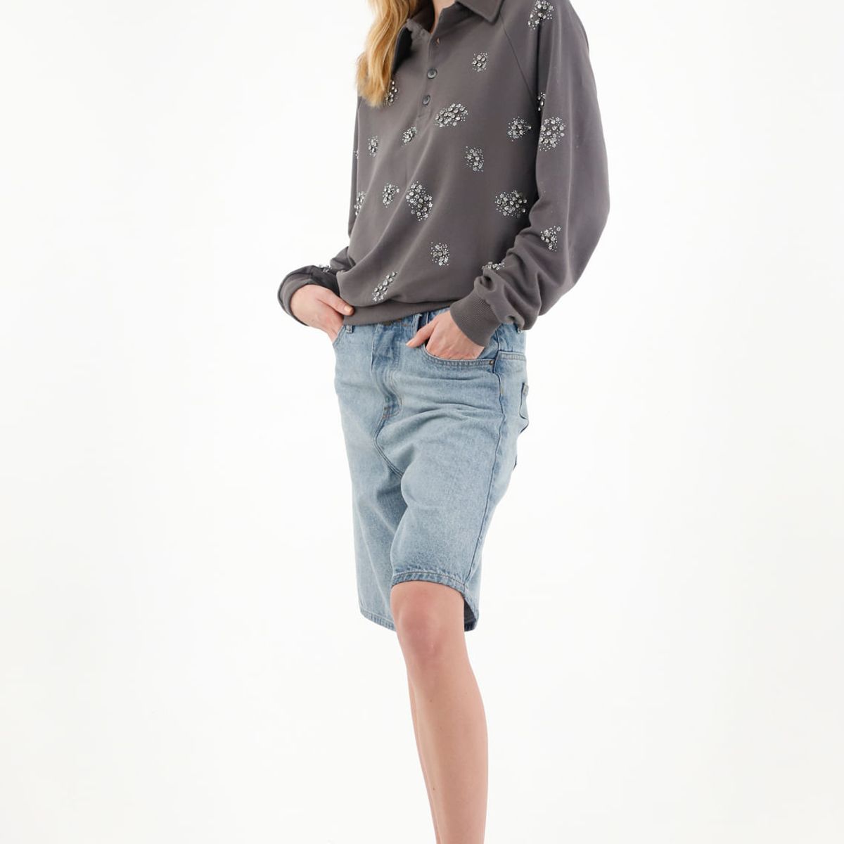 TENNIS - Buzo gris oversize con apliques de brillo para mujer