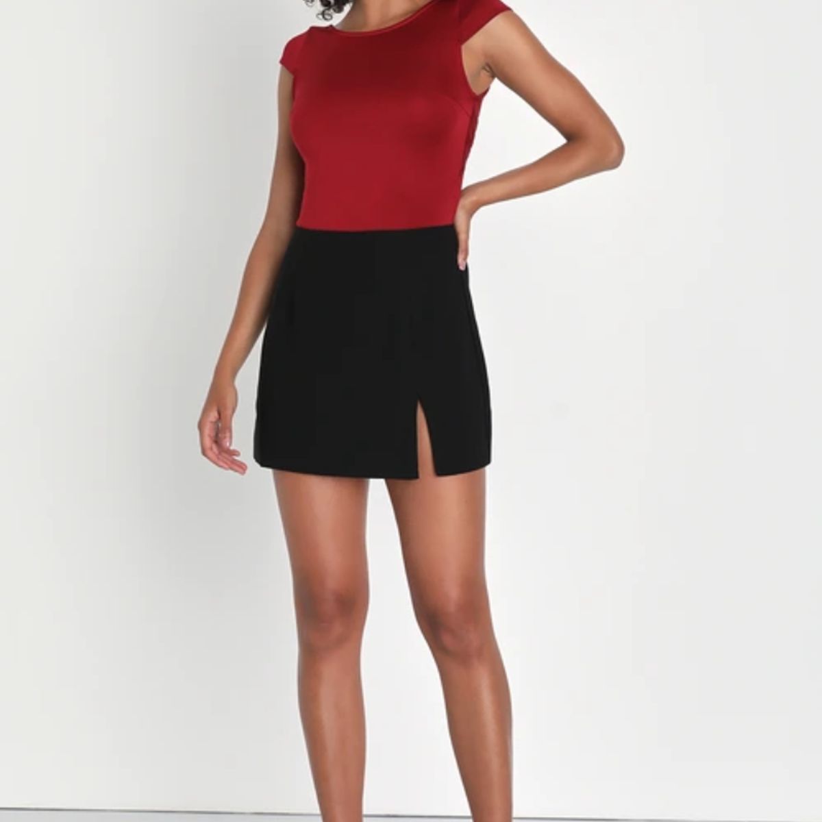 NEGRELI - FALDA CORTA CEÑIDA CON ABERTURA REF-M10