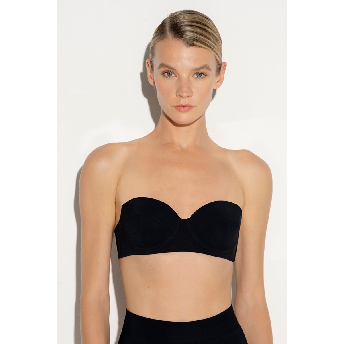 TOUCHE BALNEAIRE - Top bikini bandeau con copa retro 0B40013