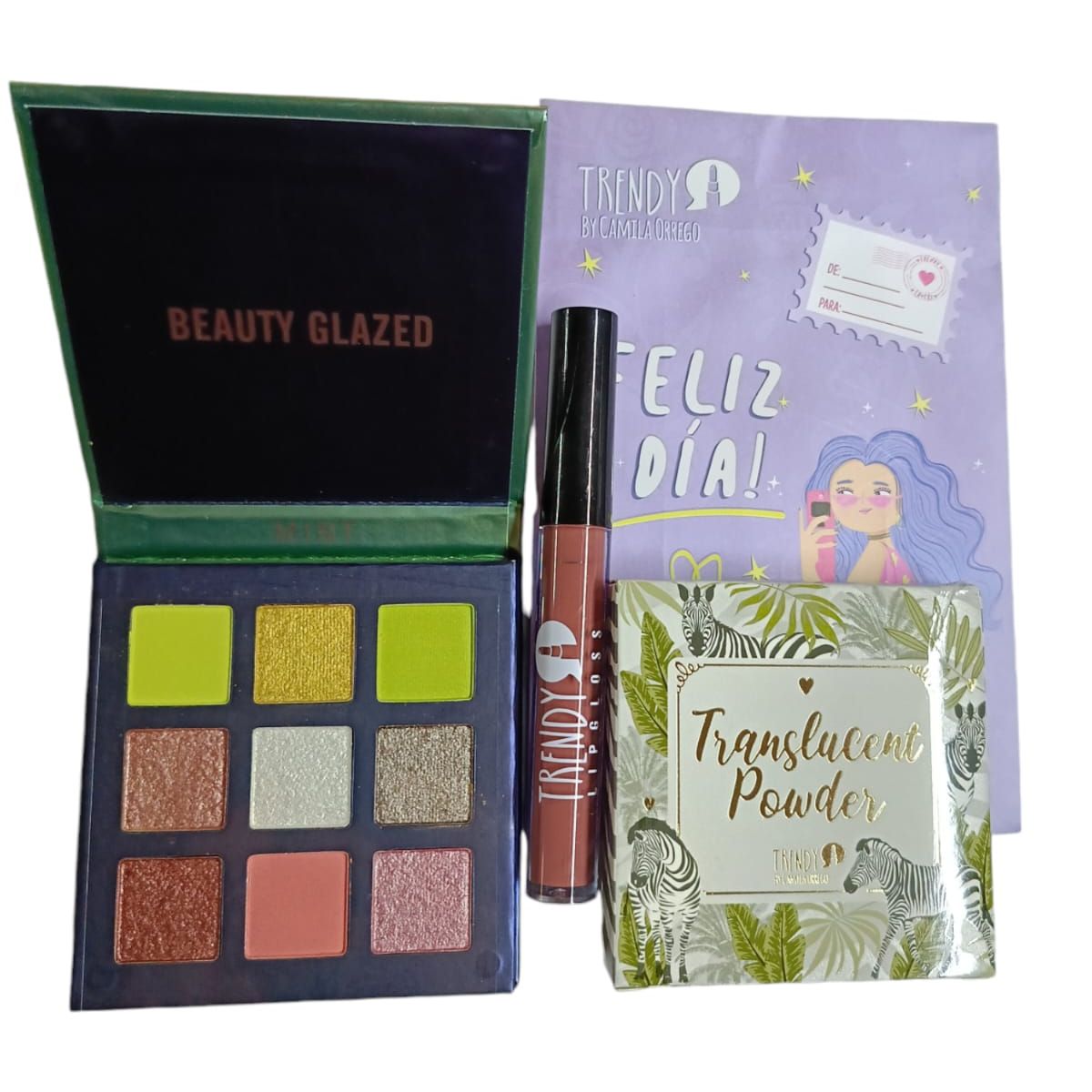 TRENDY - Kit de Maquillaje Trendy By Camila Ortega con Paleta Uranus+Bolsa regalo