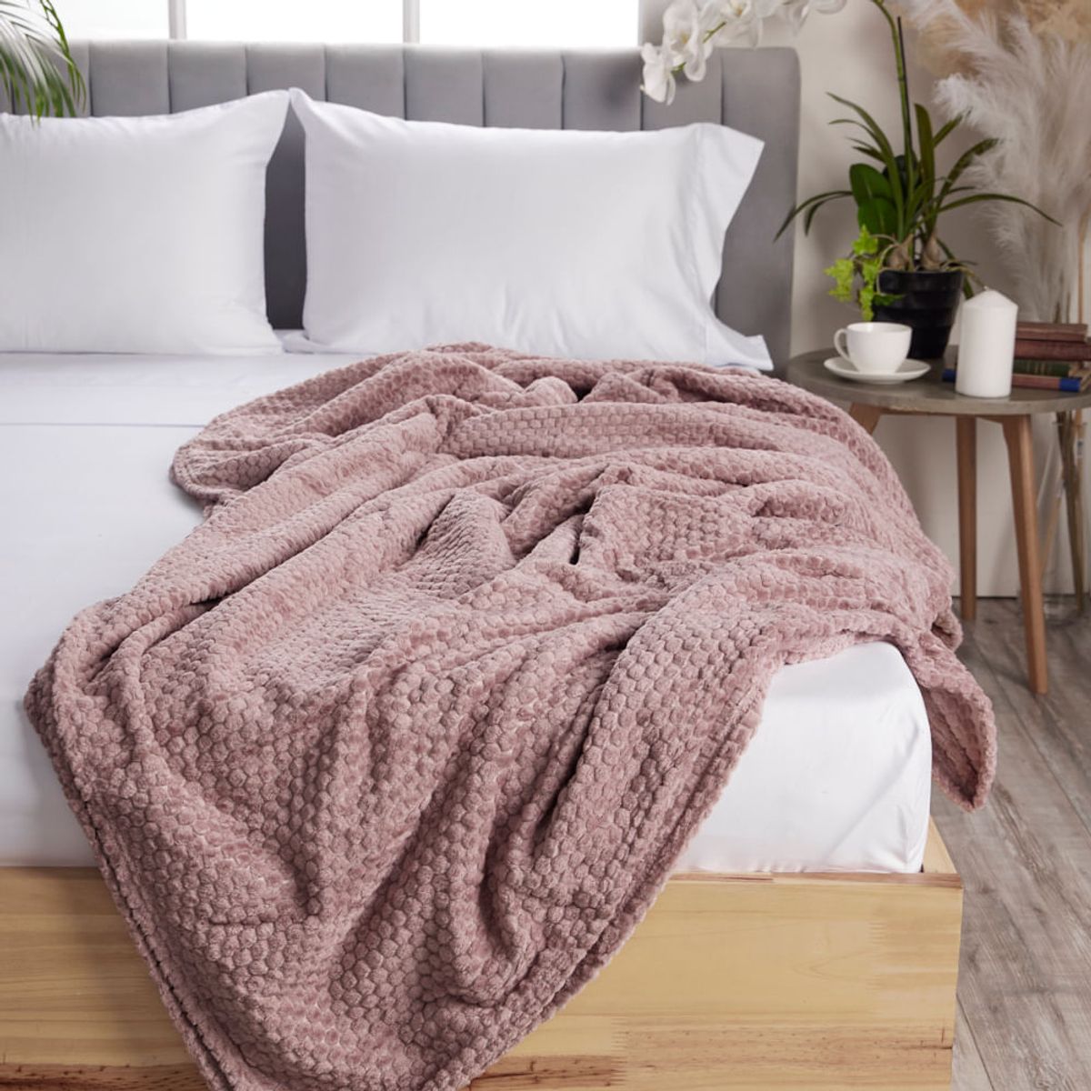 DISTRIHOGAR - Cobija Flannel Jacq Bee Essencial 280 gr Mora 220 x 220 cm