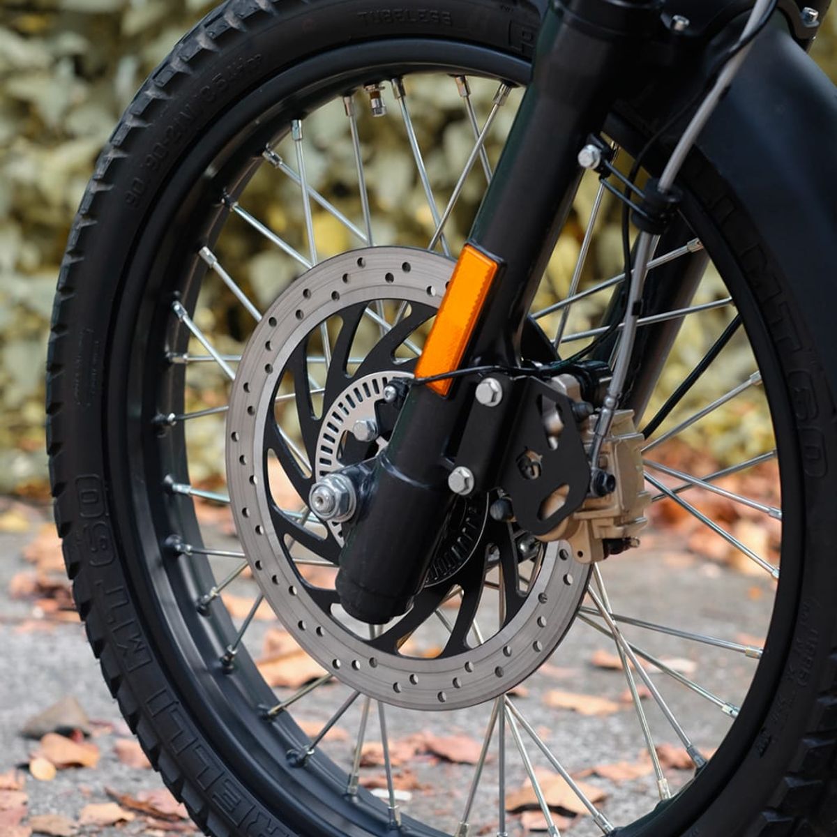 KOJU - Protector Caliper freno delantero Royal Enfield Himalayan / Scram 411