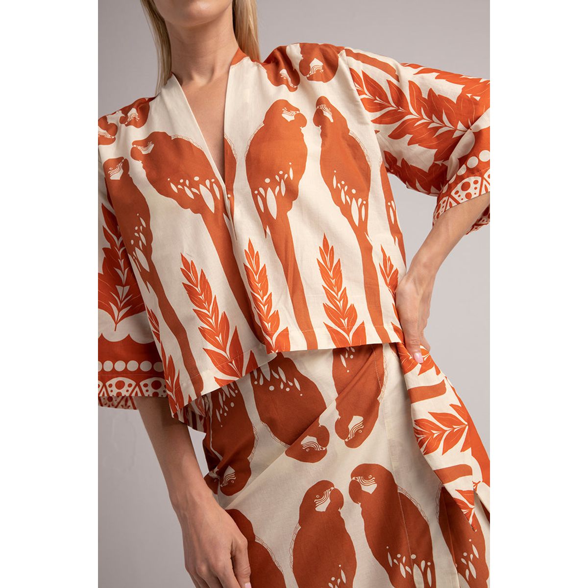 TOUCHE BALNEAIRE - Blusa amplia con escote v. Color Terracota ref.0A67051