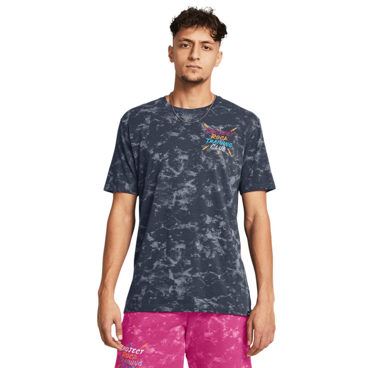 UNDER ARMOUR - Camiseta Hombre UNDER ARMOUR PJT RCK TC AOP GRAPH Gris UNDER ARMOUR.