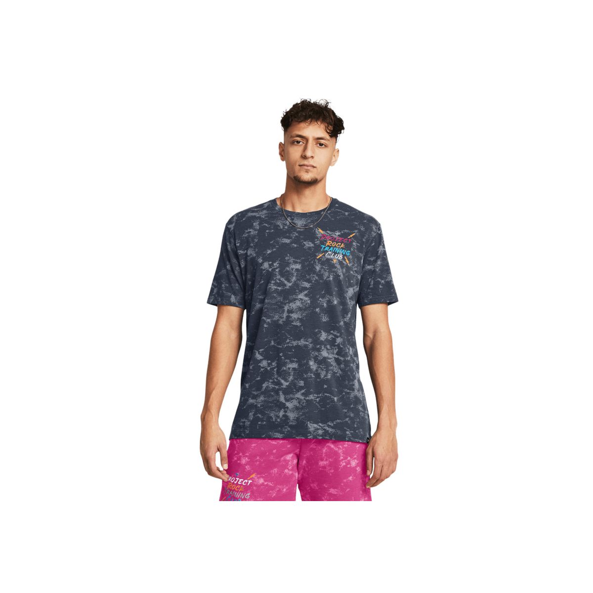 UNDER ARMOUR - Camiseta Hombre UNDER ARMOUR PJT RCK TC AOP GRAPH Gris UNDER ARMOUR.