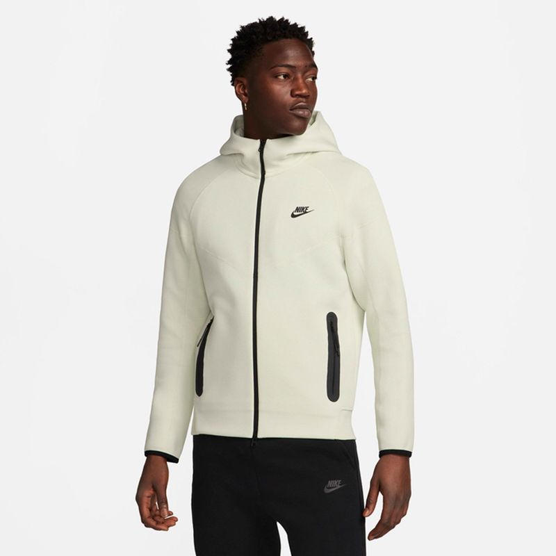 NIKE - Chaqueta Nike Fleece Windrunner Hombre