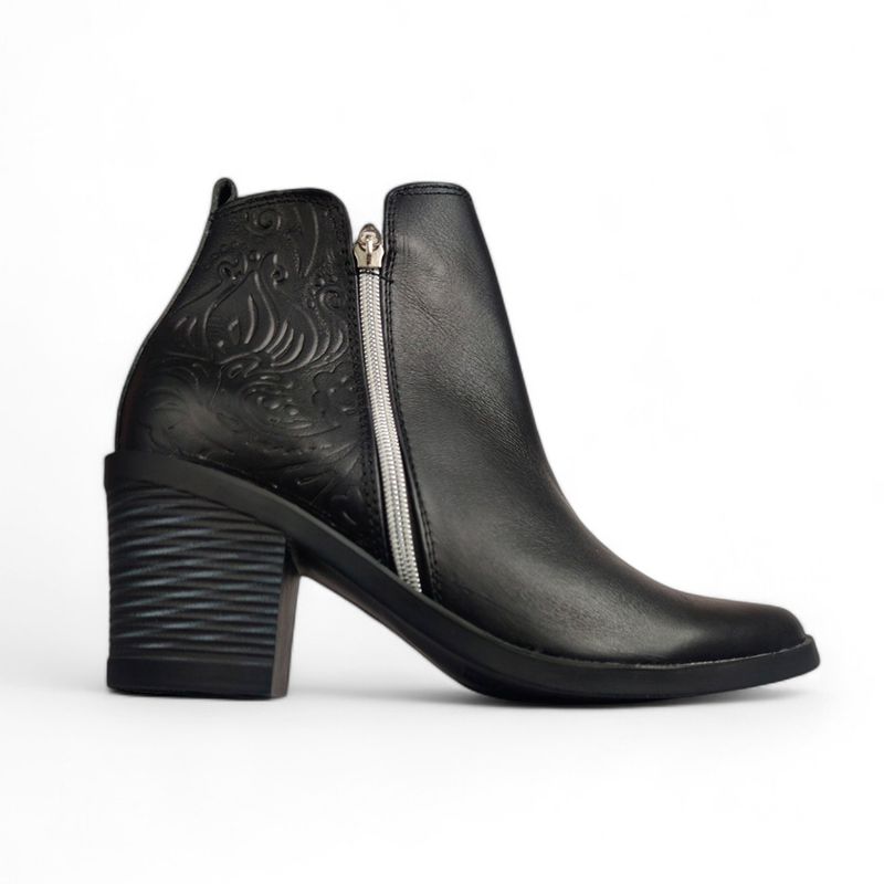 CALZADO CON ALTURA MONSERRATE - Bota en CUERO para mujer marca moreliber ref Eden negro