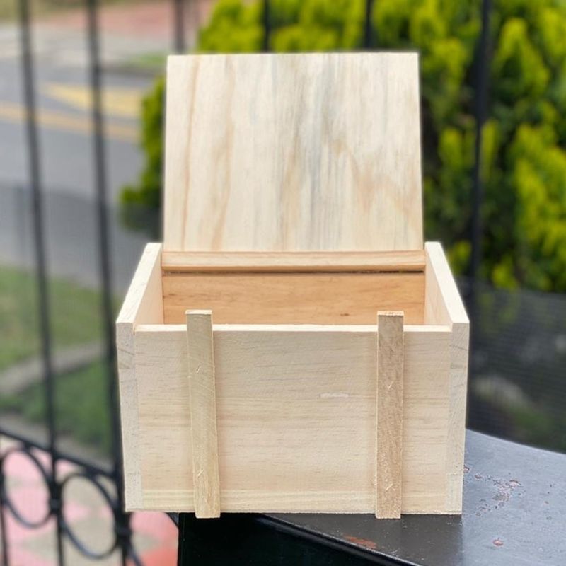 GENERICO - Caja Decorativa Baul Madera Pino Para Regalo 25x20x15 Cm