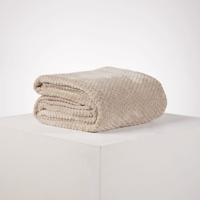 DISTRIHOGAR - Cobija Flannel Jacq Bee 280 gr Gris Cálido 220 x 220 cm
