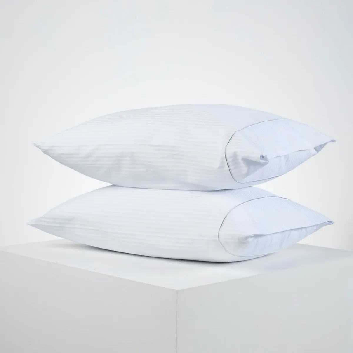 DISTRIHOGAR - Set x 2 Fundas 300 hilos Algodón Blanco 50 x 70 cm