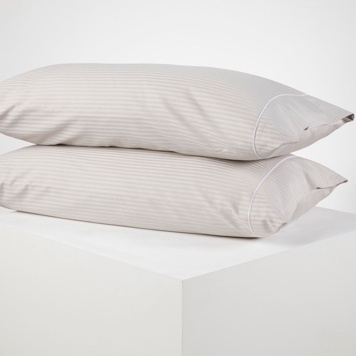 DISTRIHOGAR - Set x 2 Fundas 300 hilos Algodón Taupé 50 x 90 cm