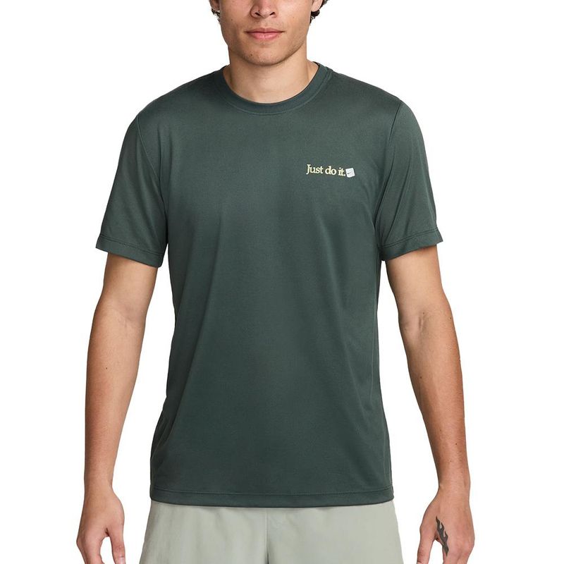 NIKE - Camiseta Nike M Df Tee Rlgd Iykyk 2-Verde