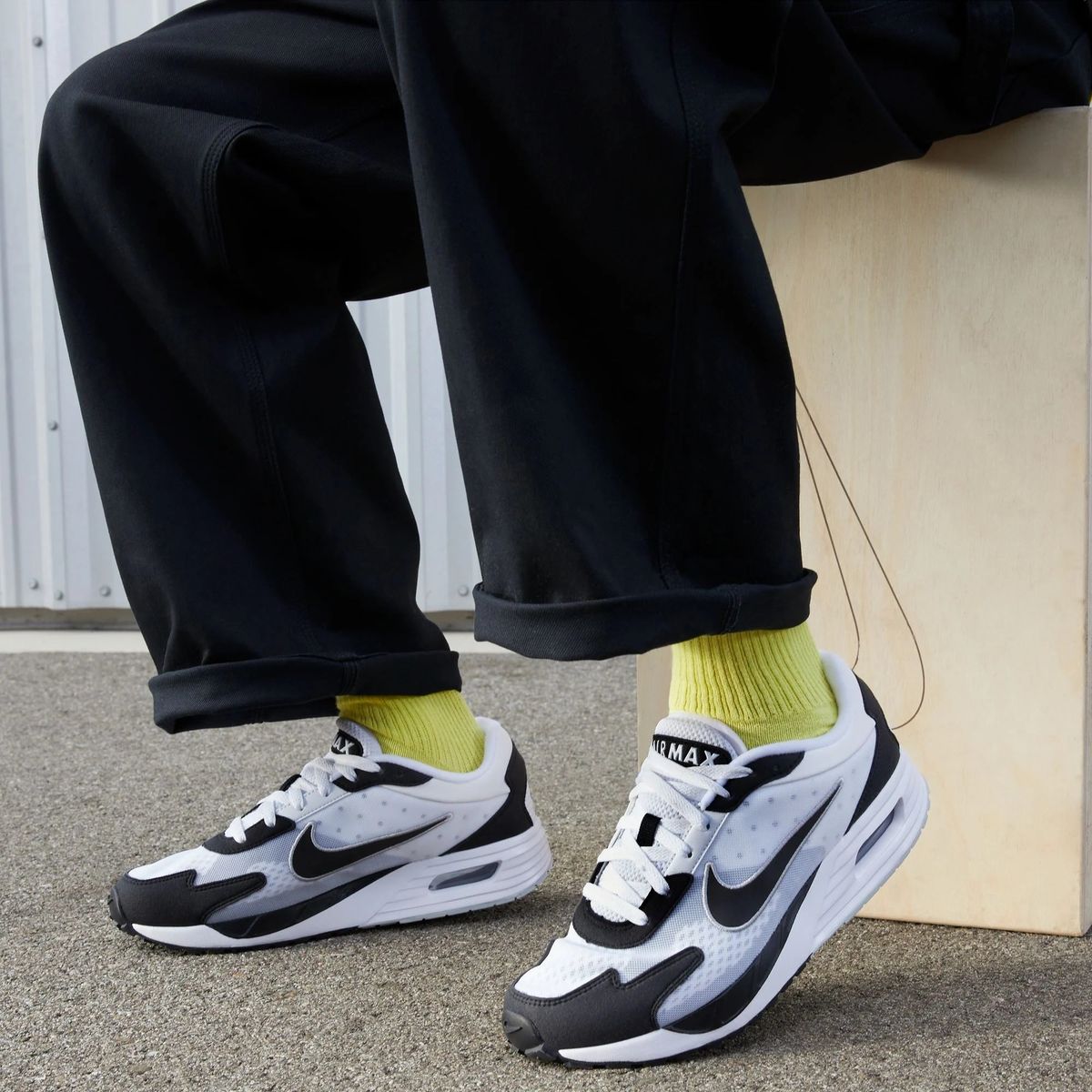 NIKE - TENIS NIKE HOMBRE AIR MAX SOLO NEGRO DX3666-100