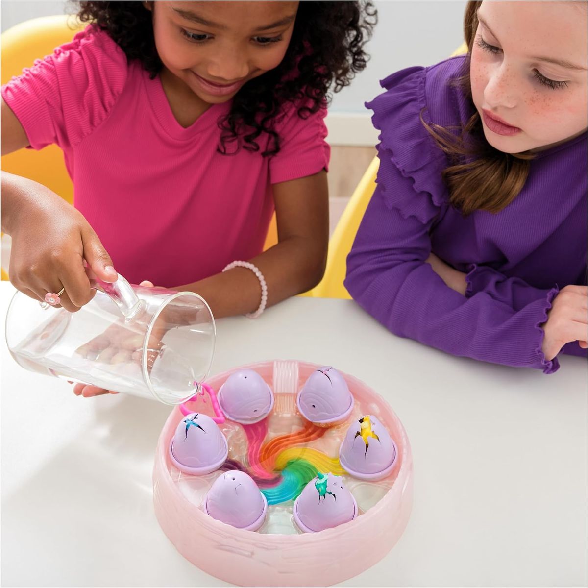 HATCHIMALS - Hatchimals Alive con 6 mini figuras en color revelan huevos