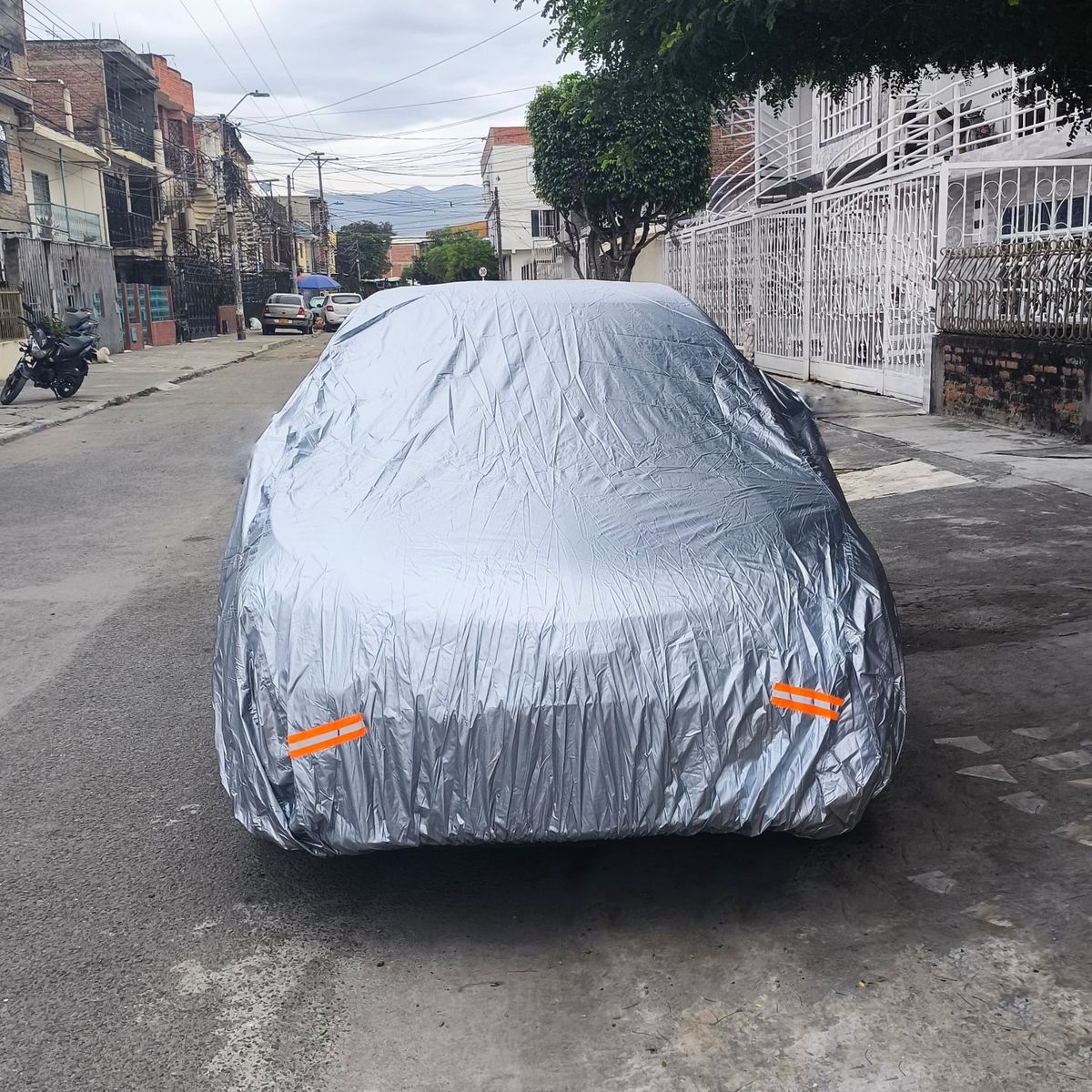 GENERICO - Pijama Impermeable 95% cubre polvo y sol Talla L